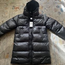 XL NIKE PUFFER FOR KIDS 