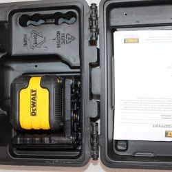 DEWALT cross-line laser level       Nivel láser de líneas cruzadas DEWALT