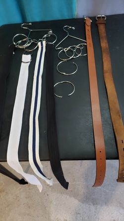 Belt Lot With Hanger