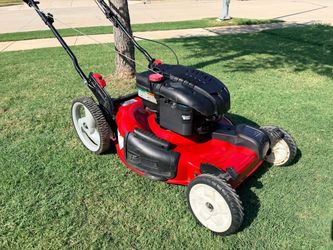 *Fully Serviced* Self Propelled Craftsman with 190cc Briggs & Stratton 675 Series Engine