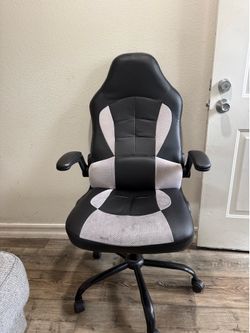 Gaming chair