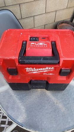 Milwaukee m12 vacuum