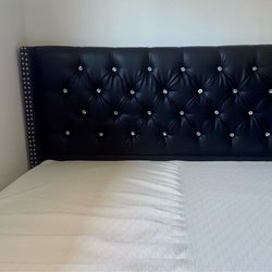 Bed frame ( FULL )