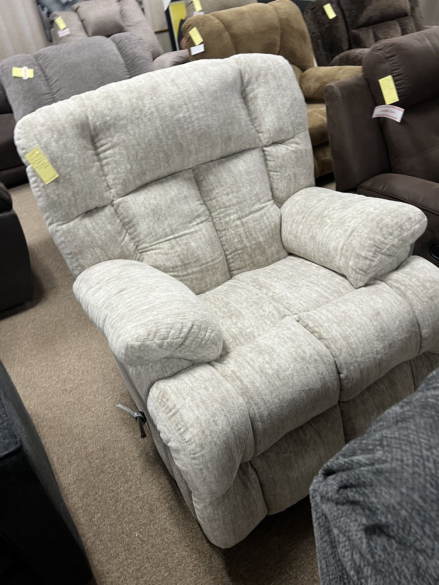 Super Cozy Nice Recliner!