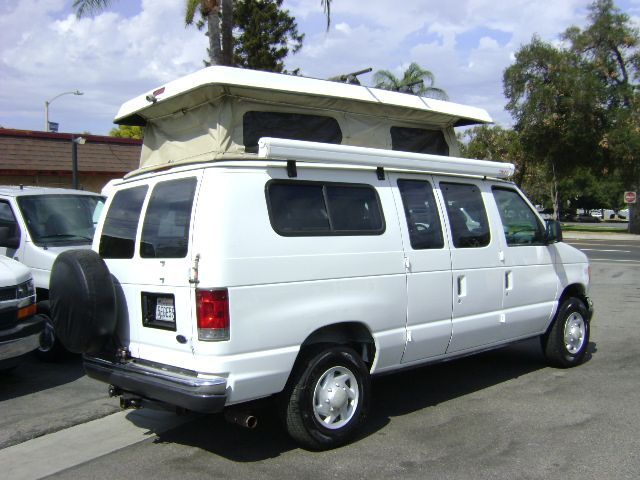 2003 Ford E-350