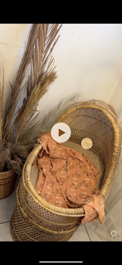 Wicker Bassinet 