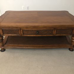 Wooden Coffee Table And Side Table 