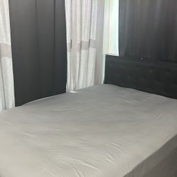 Full Size Fame And Mattress 