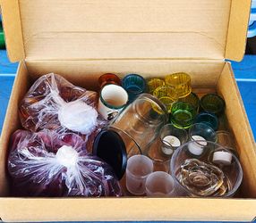 BOX OF HOLIDAY DECORATIVE CANDLE HOLDERS