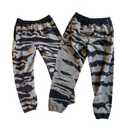 Men’s unisex vintage 90s cotton hand dyed Black & Gray Tie-Dye Jogger Pants -Sz large   Hand dyed/ painted   Sz large Cotton  Cozy joggers with an all