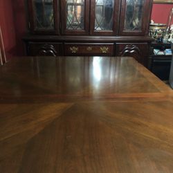 Dining Table With 6 Chairs And China Cabinet 