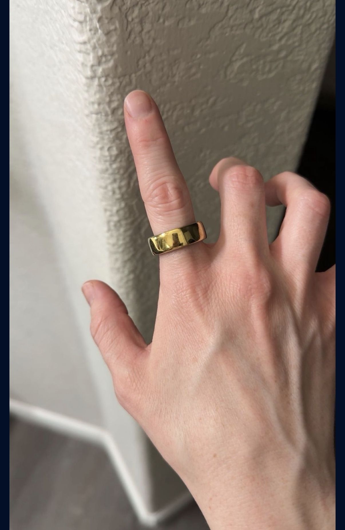 Size 8 Gold Oura Ring 