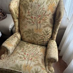 Arm Chair Single Couch Slightly Usef 