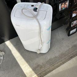 Brand New Black And Decker Portable Air Conditioner for Sale in Dearborn  Heights, MI - OfferUp