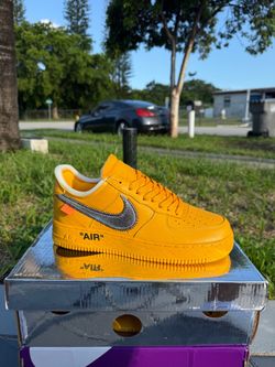 Off-White x Nike Air Force 1 University Gold