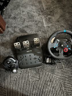 Logitech G29 Racing Wheel and Pedals