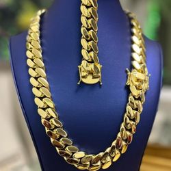 24MM Cuban Link Set 14k Gold Plated Doesn't Loses Color 