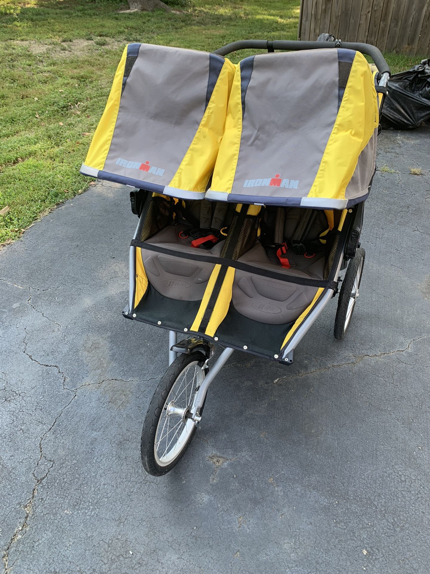 BOB Ironman Duallie Double Jogging Stroller