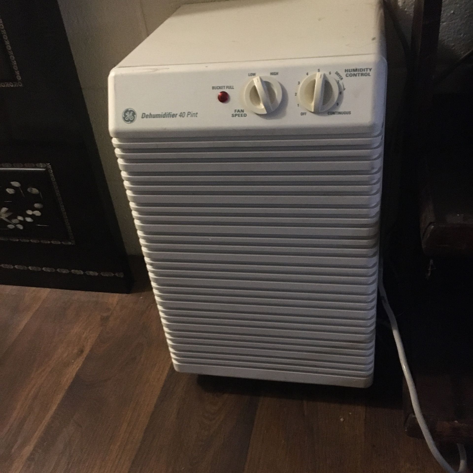 GE Dehumidifier 