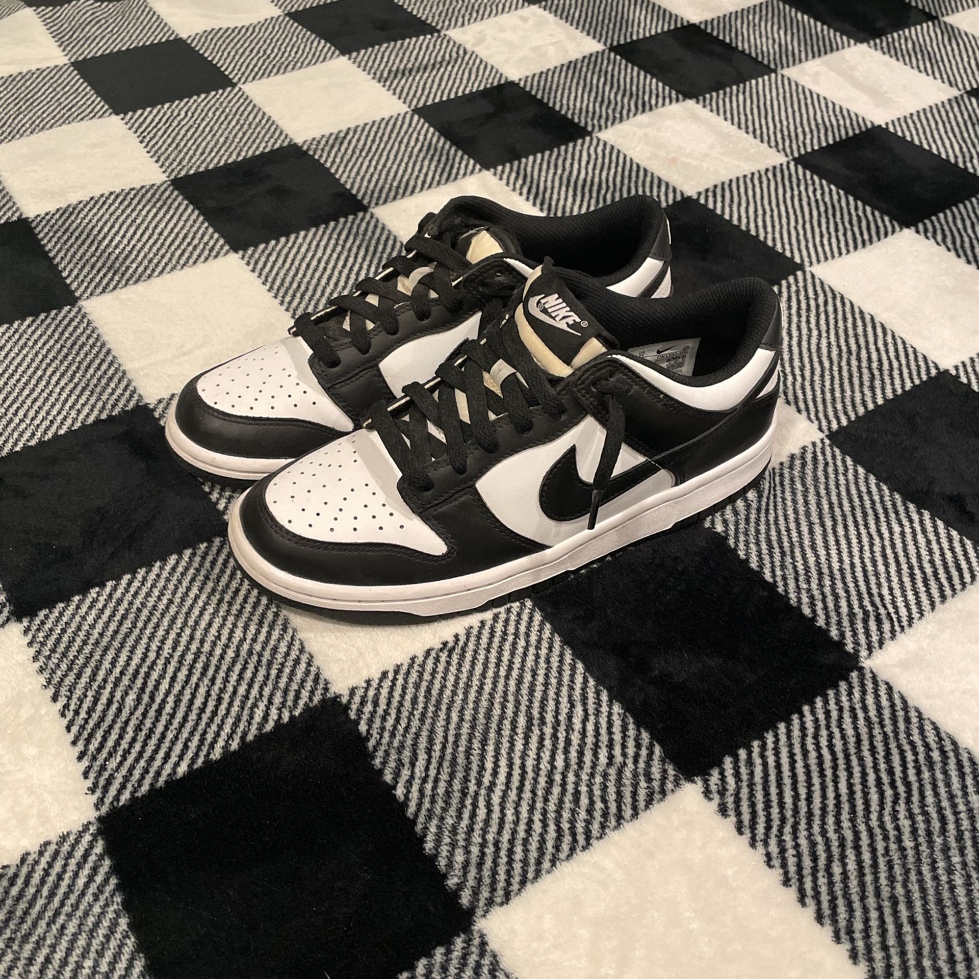 Nike Dunks Panda And Air Force 1s