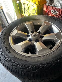 2008 Toyota 4Runner wheels 6x5.5