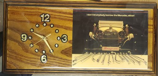 Vintage Snap-On Battery Operated Clock