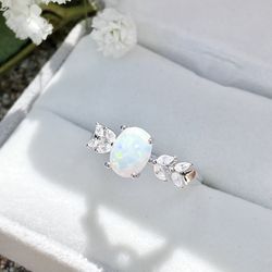 NEW! 1.5CT Oval Cut, Natural White Opal Gemstone Ring, Please See Details 🌷