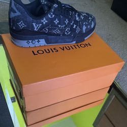 Louis Vuitton LV Trainer Monogram Denim Sneakers Men’s Size 11-11.5 US New Box