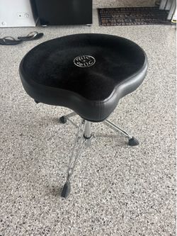 Roc n Soc Nitro Drum Throne
