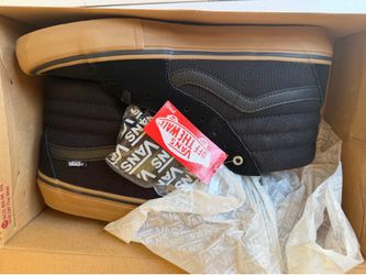Vans Hi Top Skate Shoes 11.5 - Brand New!!!
