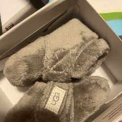 Baby Ugg