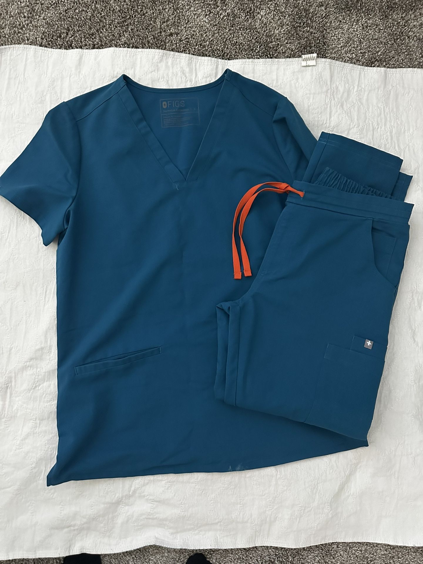 Women's Figs scrubs