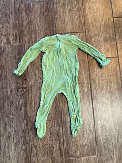 Size 0-3 month Kate Quinn pajama