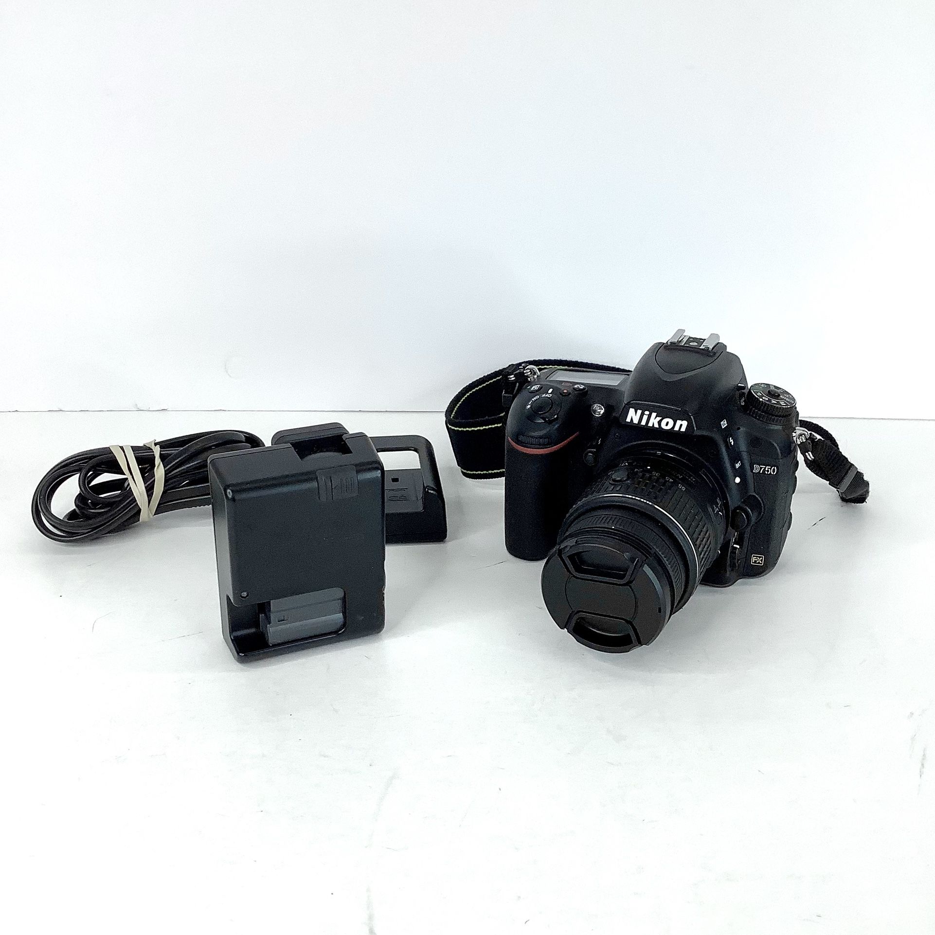 Nikon D750 DSLR FX Camera w/18-55mm Lens + 2 Batteries/Chargers
