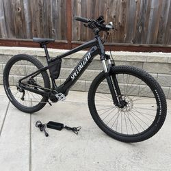 (L) 2024 Specialized 29" Tero 3.0 UL E-Bike | 28MPH Class 3 | ONLY 578 miles*