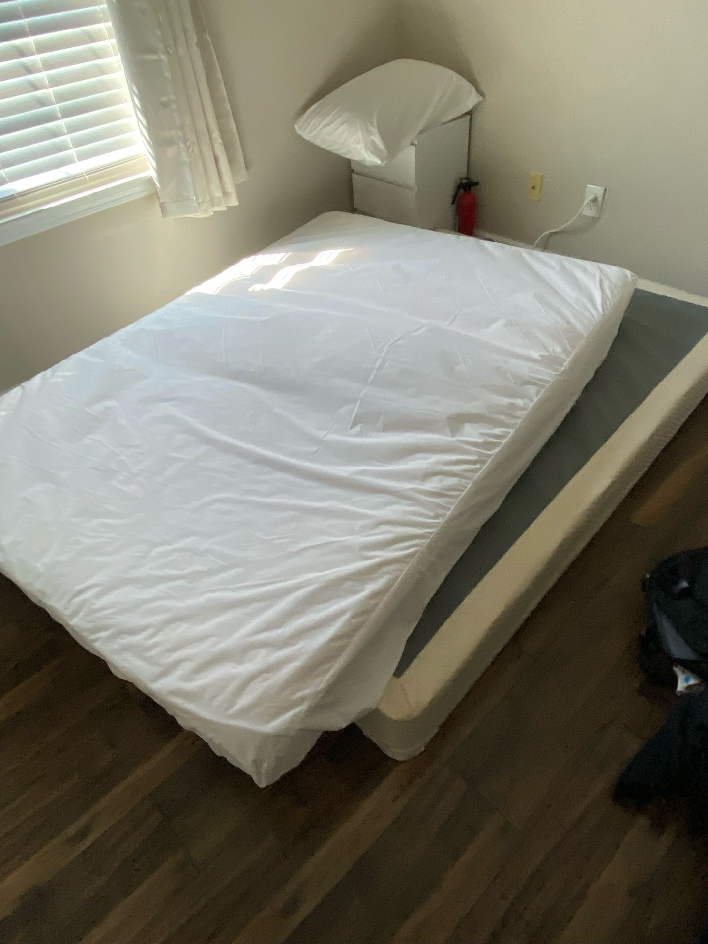 Free Full Bed And Box Spring