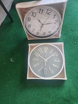 Round Wall Clocks Set of 2