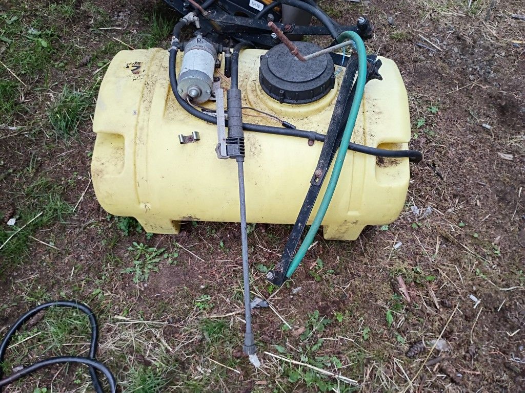 25 Gallon Fertilizer Sprayer
