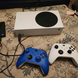 Xbox series S + Seagate hard drive