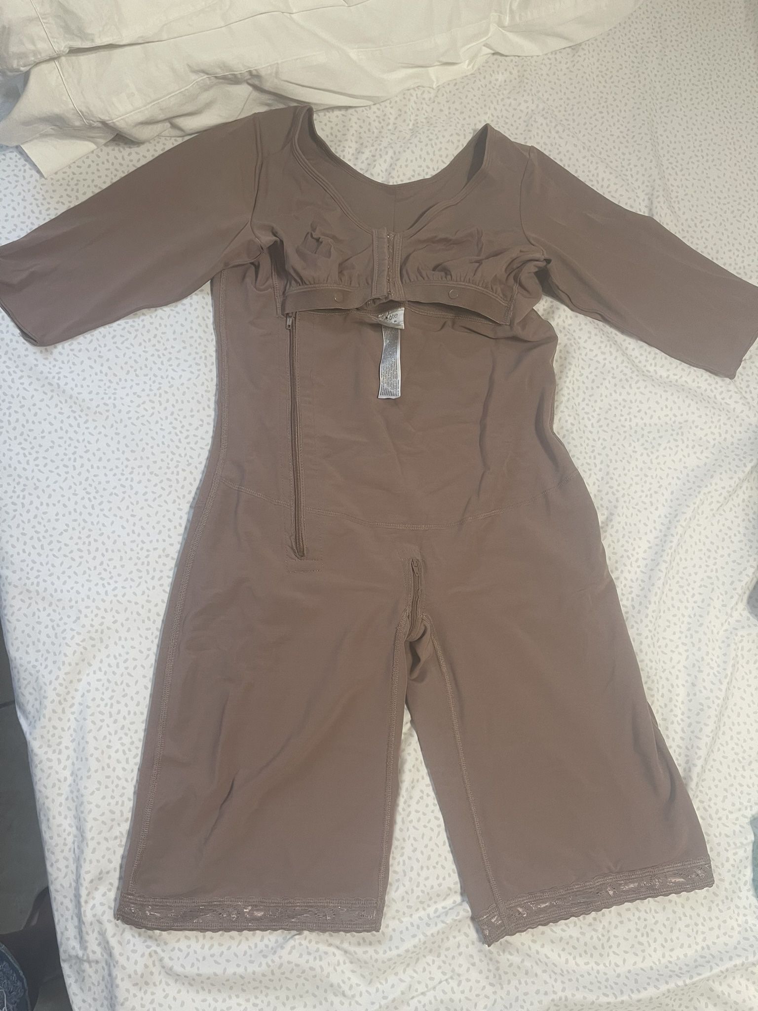 Full Body Post Surgery  WAIST 42”-44” ,  HIPS 52”-54”