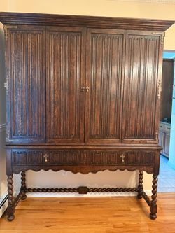 Jonathan Charles TV  Armoire (Fine Designer)