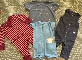 Baby clothes bundle