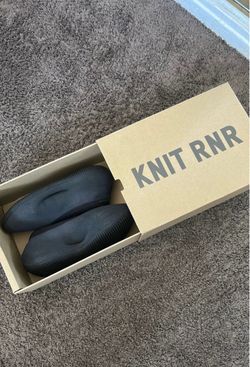 AUNTHETIC YZY KNIT RNR