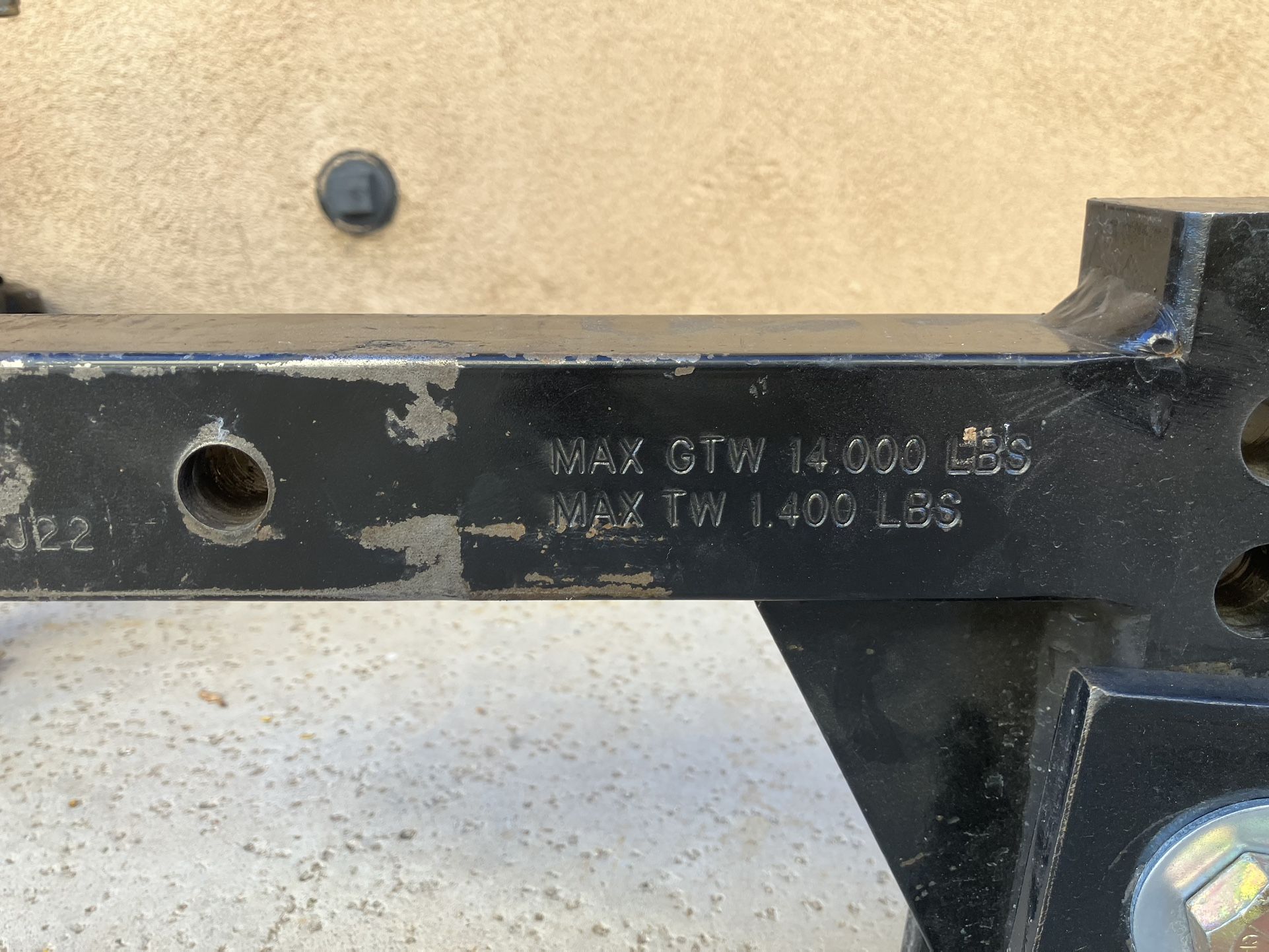 Trailer Stabilizer Hitch