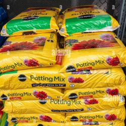 Miracle Grow Potting Mix