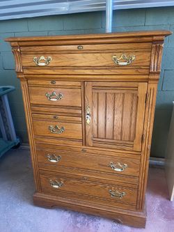Wood Chest