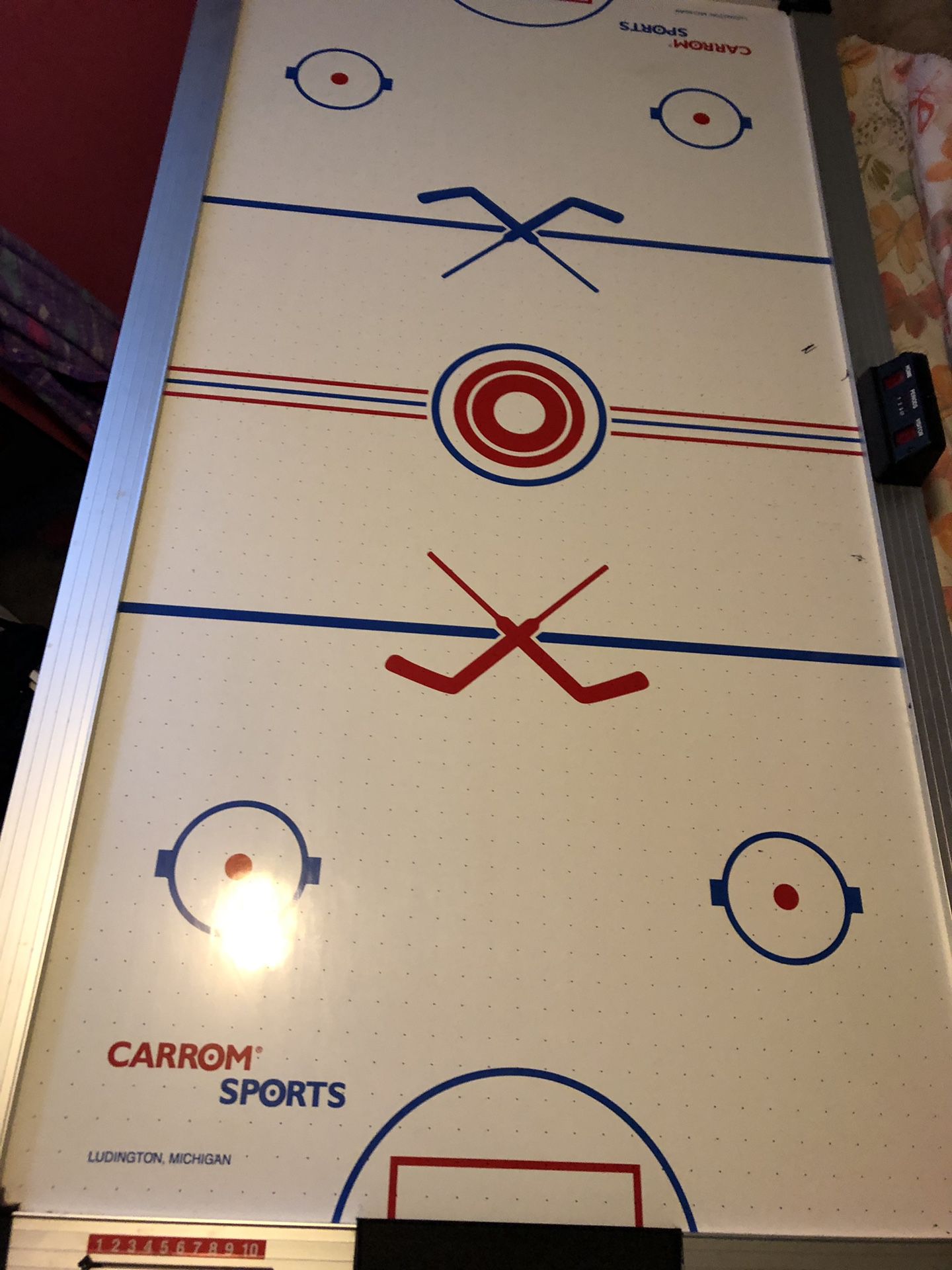 Carrom Air Hockey table