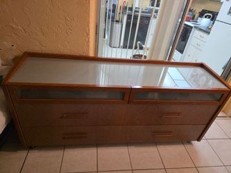 Full set dressers