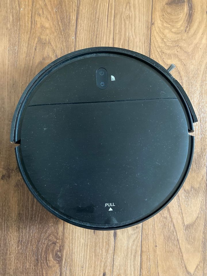 Robot Vacuum Cleaner-good codition!