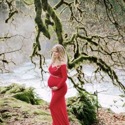 Beautiful Red Maternity Dress Photoshoot Outfit Medium